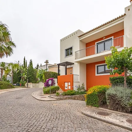 Host Wise ポルティマン