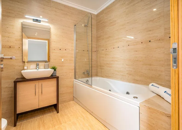 Host Wise Вилла Портиман